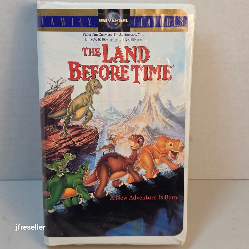 The Land Before Time VHS W/Clamshell Universal Studios